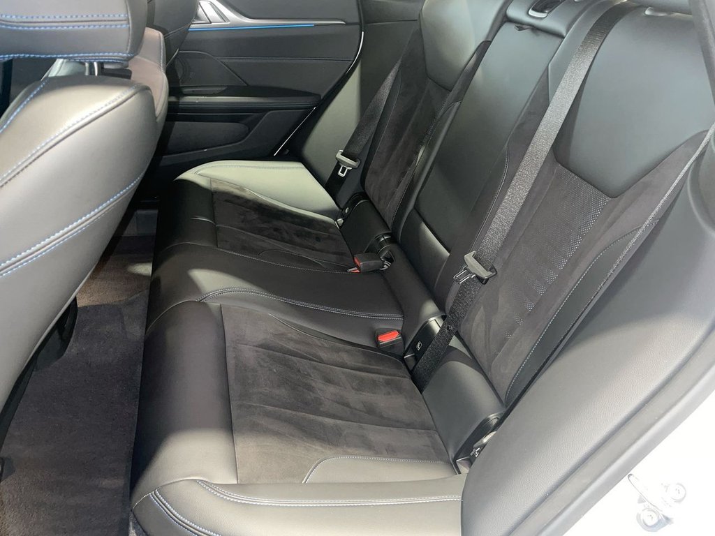 Used BMW i4 2022 for sale - 76417668: Photo 15