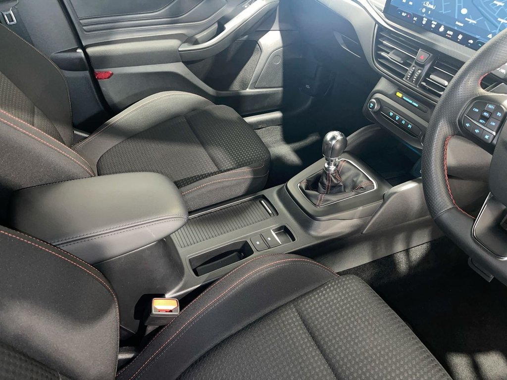 Used Ford Focus 2023 for sale - 77110543: Photo 13