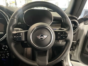 Used MINI Electric Hatch 2021 for sale - 75548639: Photo