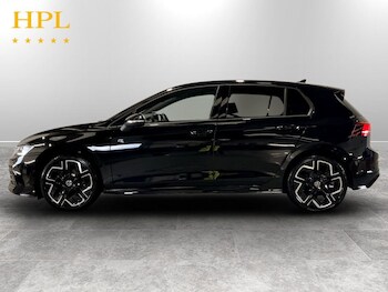 Used Volkswagen Golf 2024 for sale - 78792850: Photo