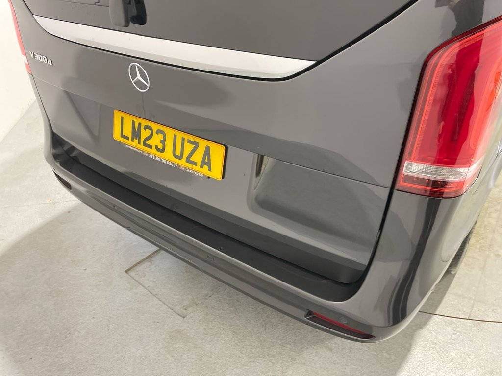 Used Mercedes-Benz V-Class 2023 for sale - 77792469: Photo 13