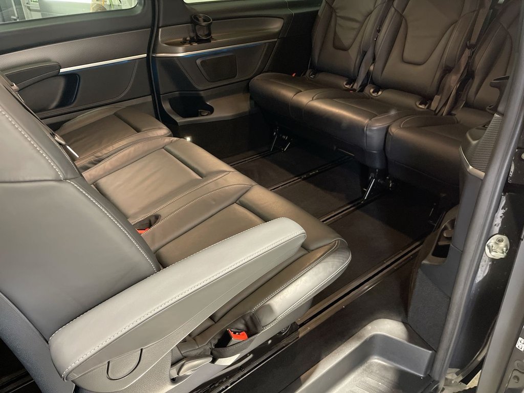 Used Mercedes-Benz V-Class 2023 for sale - 77792469: Photo 17