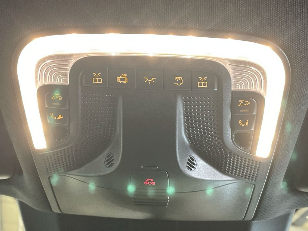 Used Mercedes-Benz V-Class 2023 for sale - 77792469: Photo 22