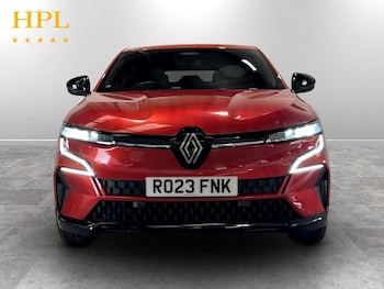 Used Renault Megane E Tech 2023 for sale - 79221120: Photo