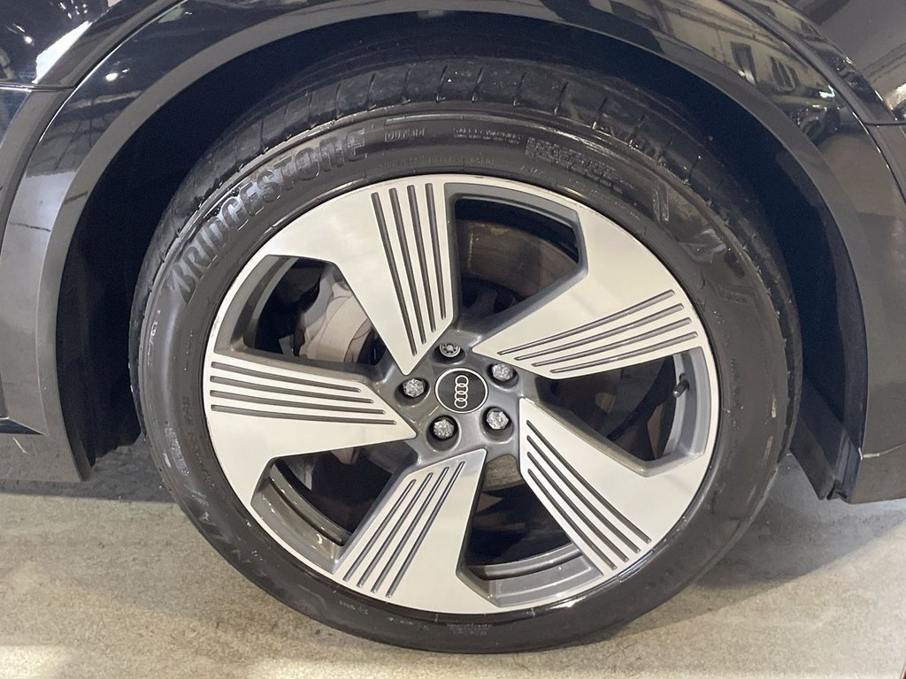 Used Audi e-tron 2022 for sale - 77133051: Photo 11