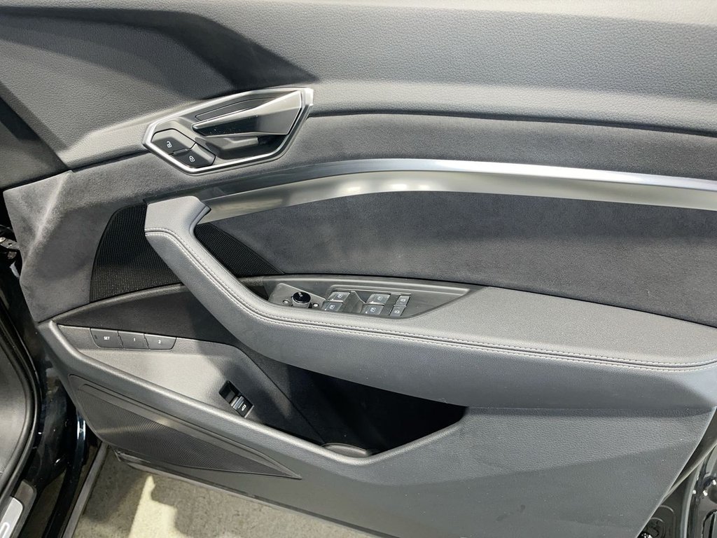 Used Audi e-tron 2022 for sale - 77133051: Photo 25