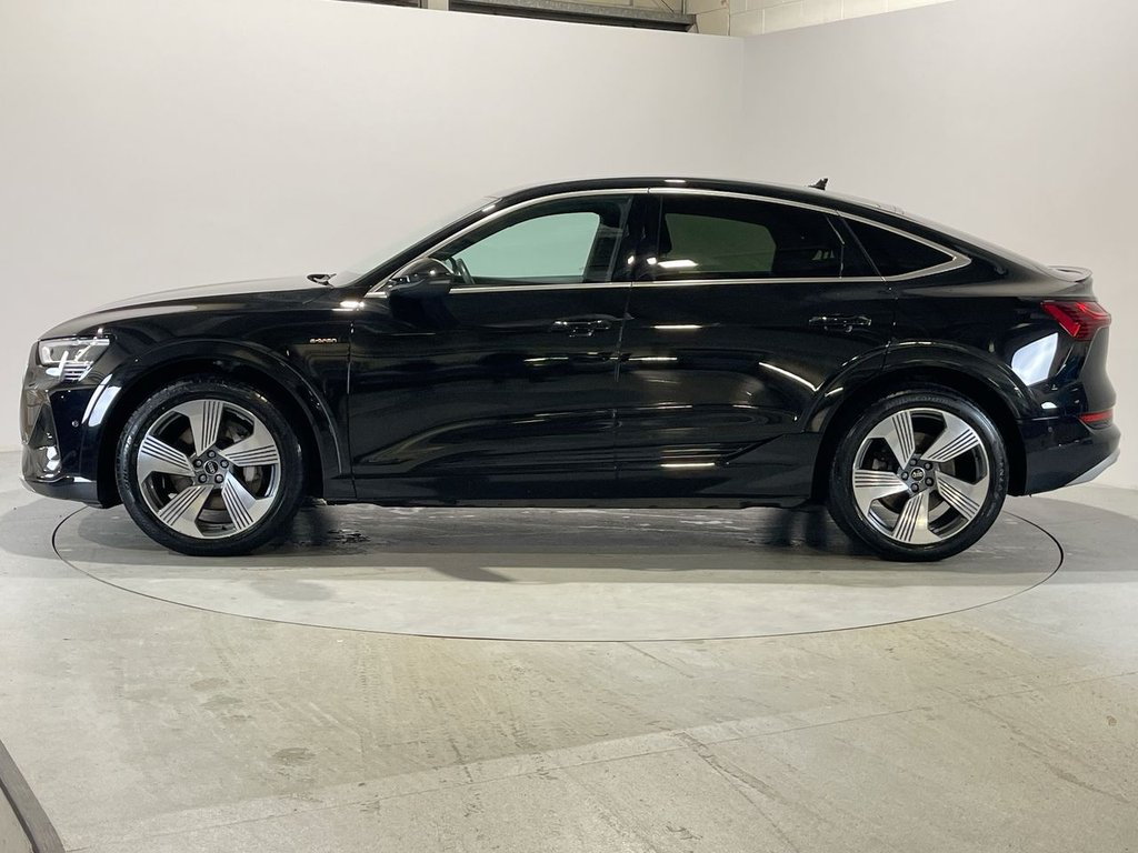 Used Audi e-tron 2022 for sale - 77133051: Photo 5