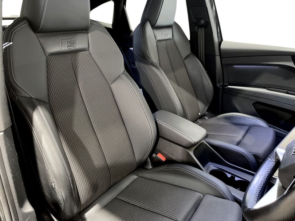 Used Audi Q4 e-tron 2023 for sale - 78145393: Photo 11