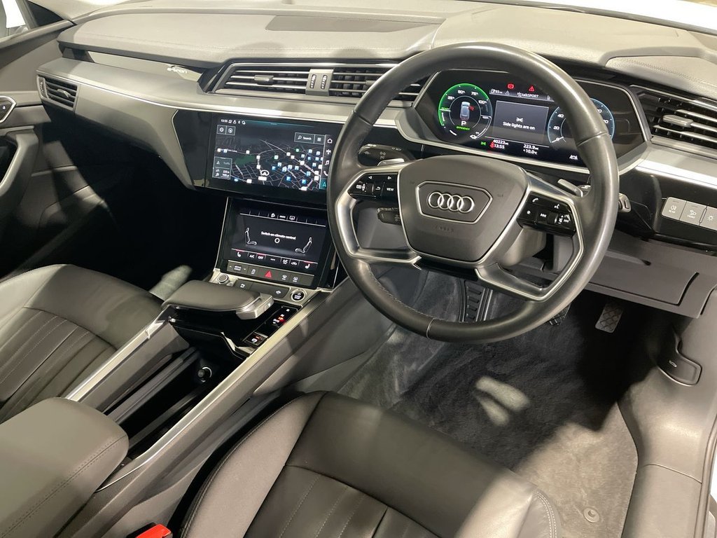 Used Audi e-tron 2021 for sale - 76973739: Photo 15