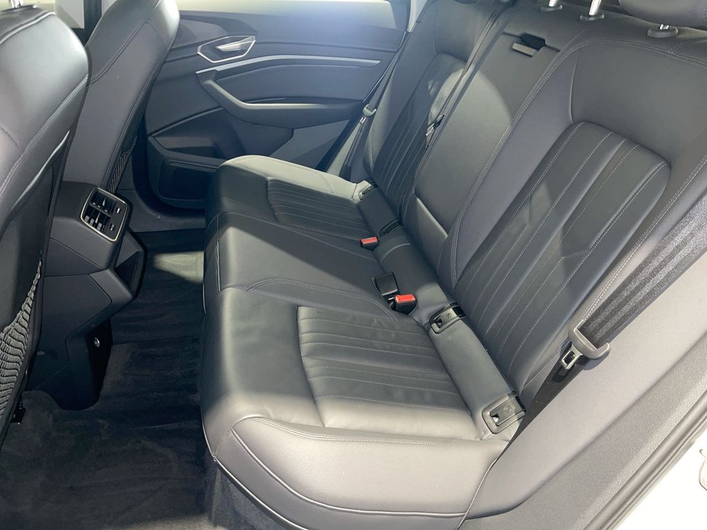 Used Audi e-tron 2021 for sale - 76973739: Photo 17