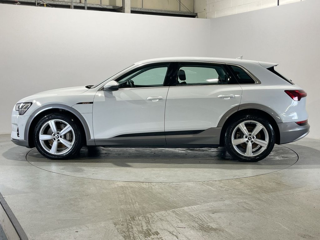 Used Audi e-tron 2021 for sale - 76973739: Photo 5