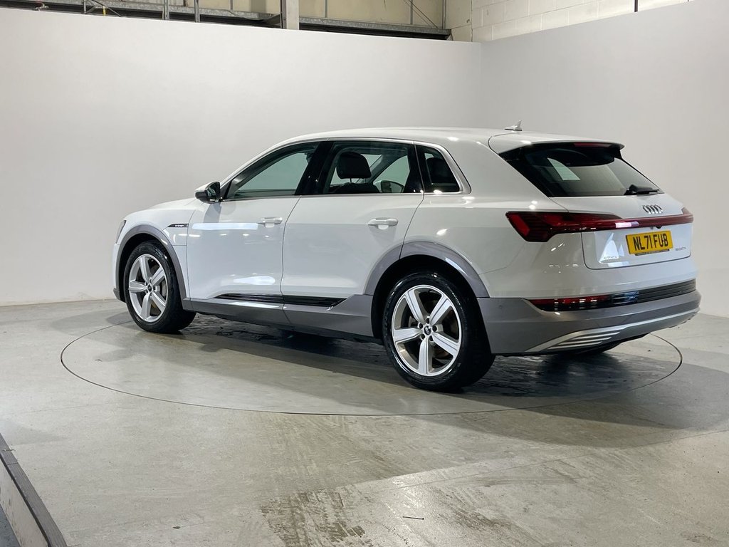 Used Audi e-tron 2021 for sale - 76973739: Photo 6