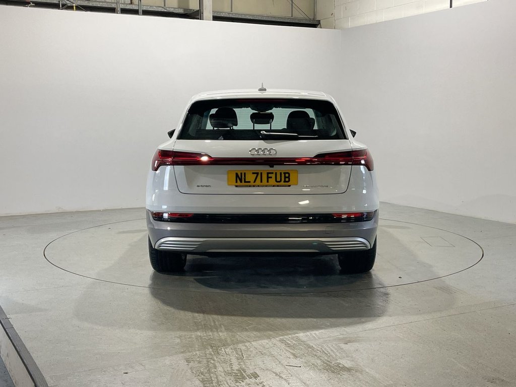Used Audi e-tron 2021 for sale - 76973739: Photo 7