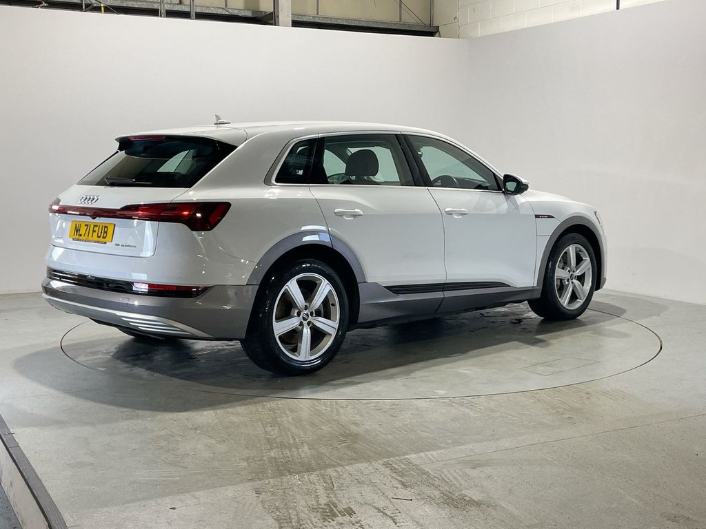 Used Audi e-tron 2021 for sale - 76973739: Photo 8