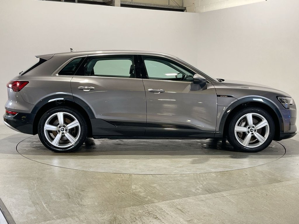 Used Audi e-tron 2021 for sale - 77521145: Photo 9
