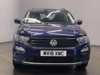 Used Volkswagen T-Roc 2018 for sale - 76068673: Photo