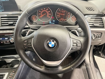 Used BMW 3 Series 2019 for sale - 75698304: Photo