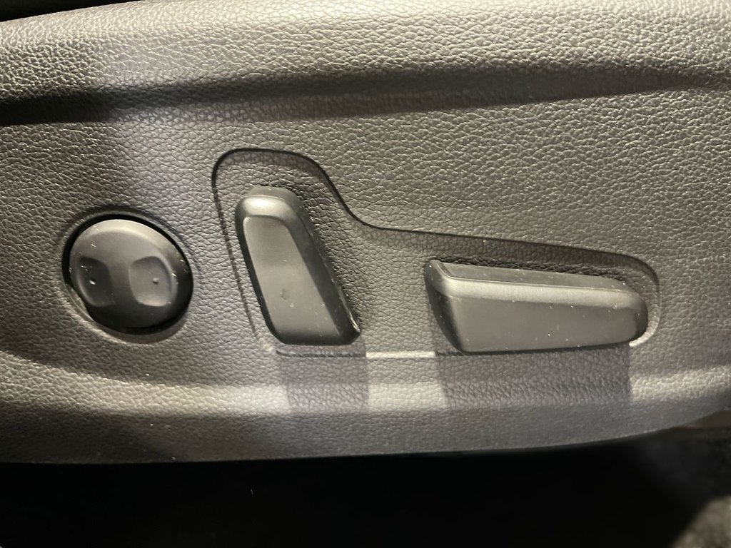 Used Hyundai Santa Fe 2022 for sale - 77121722: Photo 24