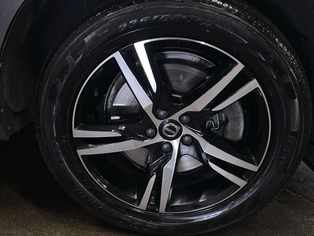 Used Volvo XC60 2021 for sale - 76961975: Photo 12