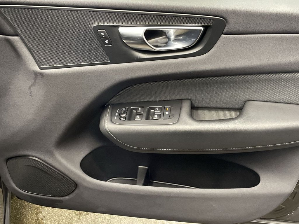 Used Volvo XC60 2021 for sale - 76961975: Photo 25