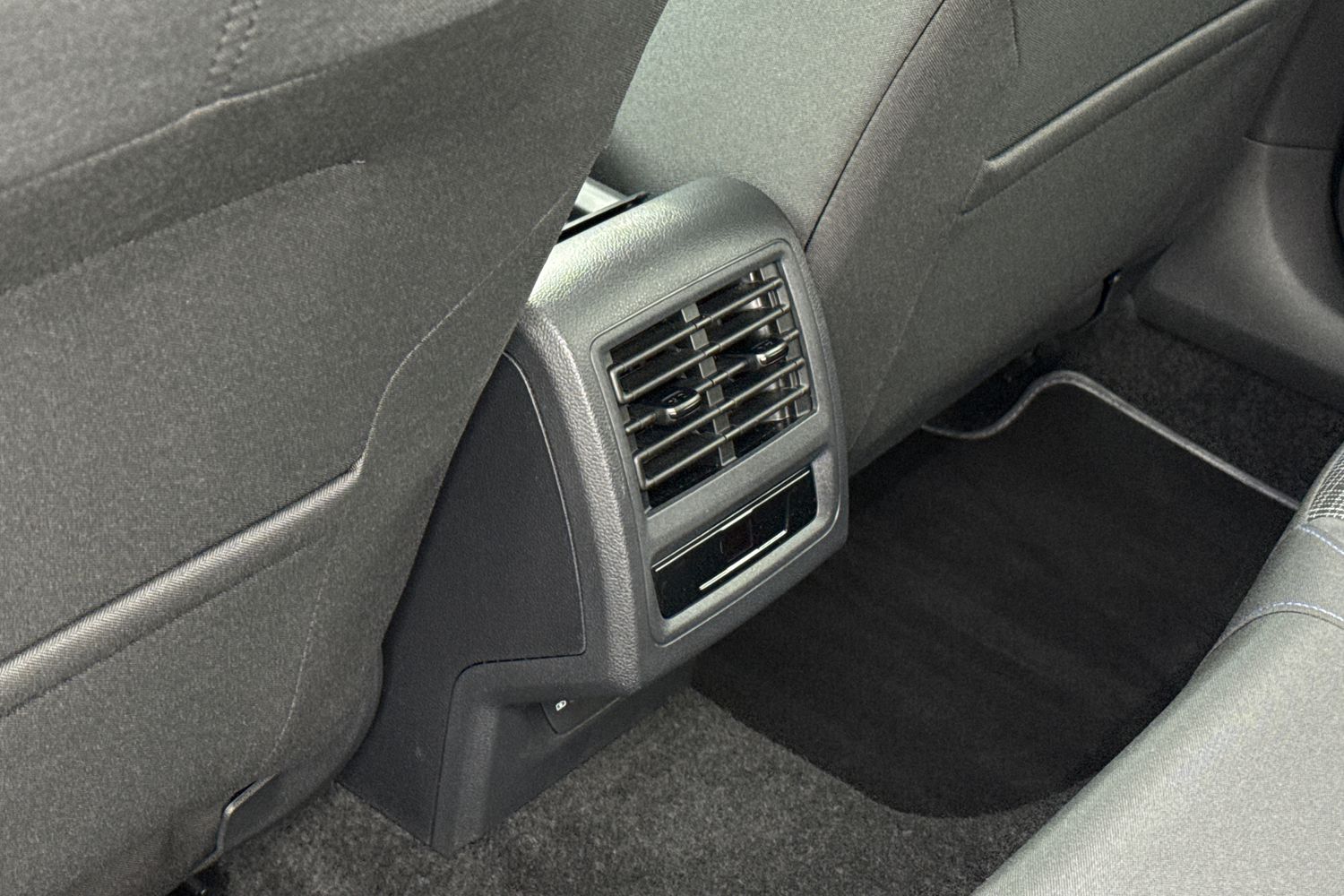 Used Volkswagen Golf 2024 for sale - 76929161: Photo 32