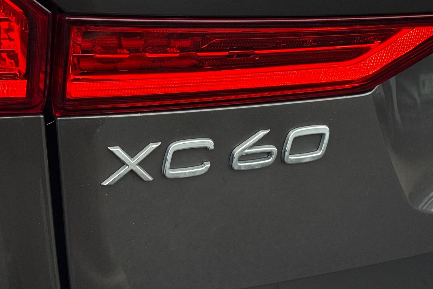 Used Volvo XC60 2024 for sale - 77904529: Photo 25