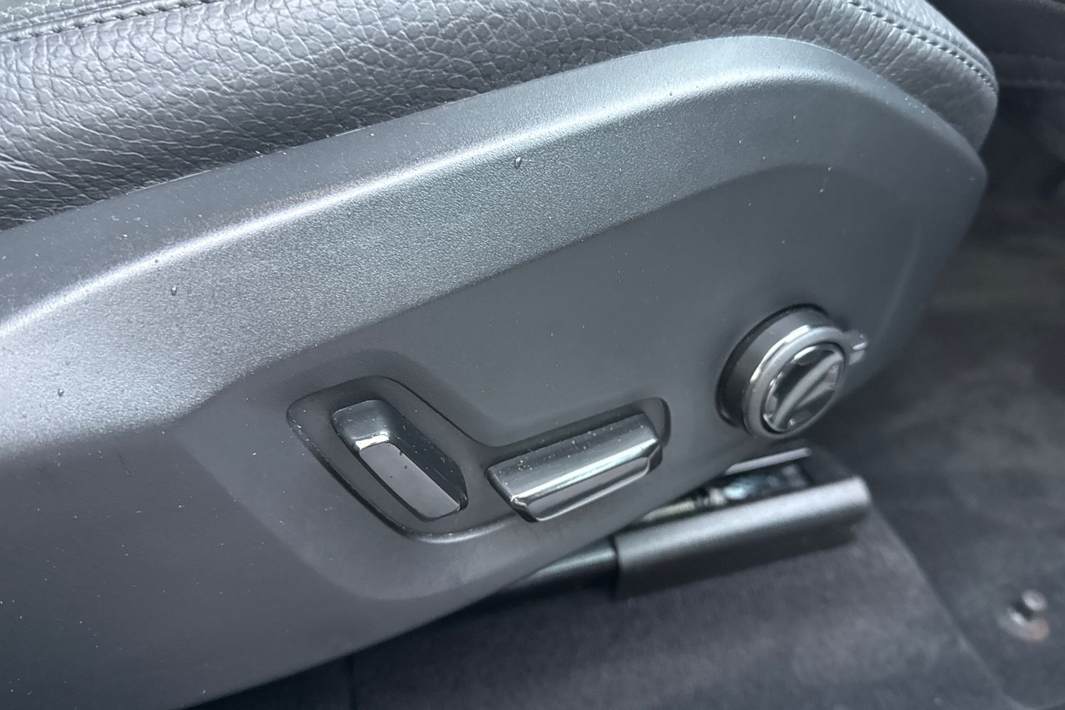 Used Volvo XC60 2024 for sale - 77904529: Photo 32