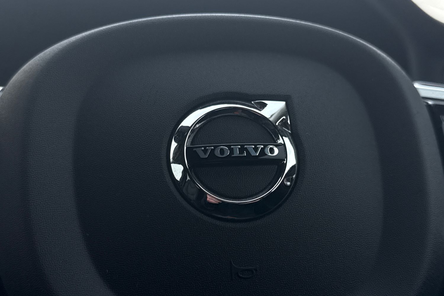 Used Volvo XC60 2024 for sale - 77904529: Photo 35