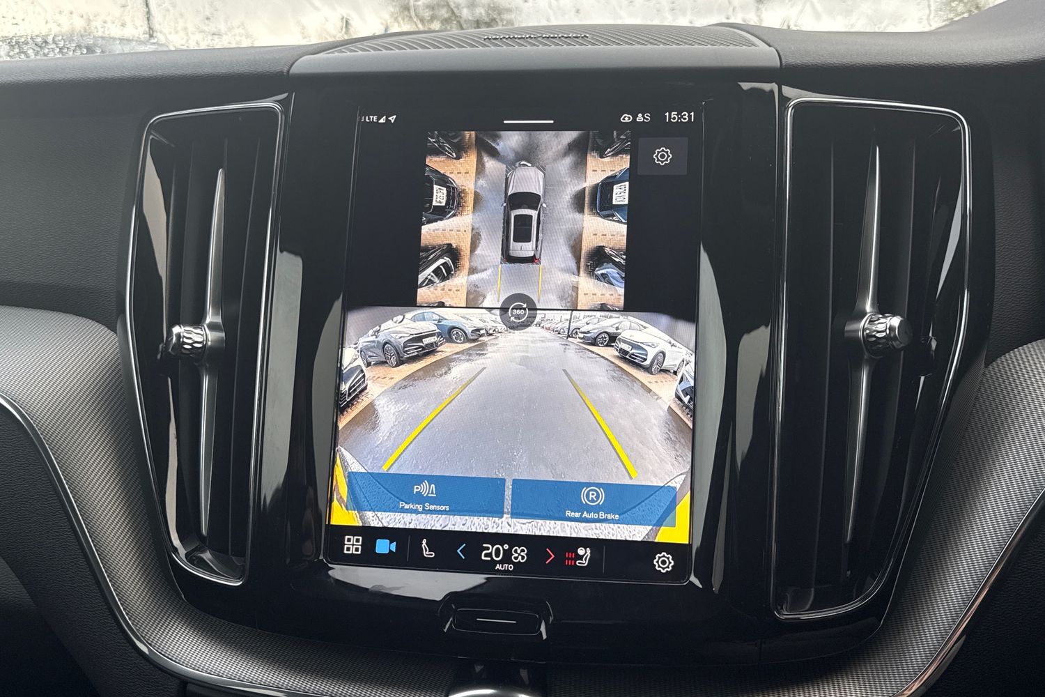 Used Volvo XC60 2024 for sale - 77904529: Photo 42