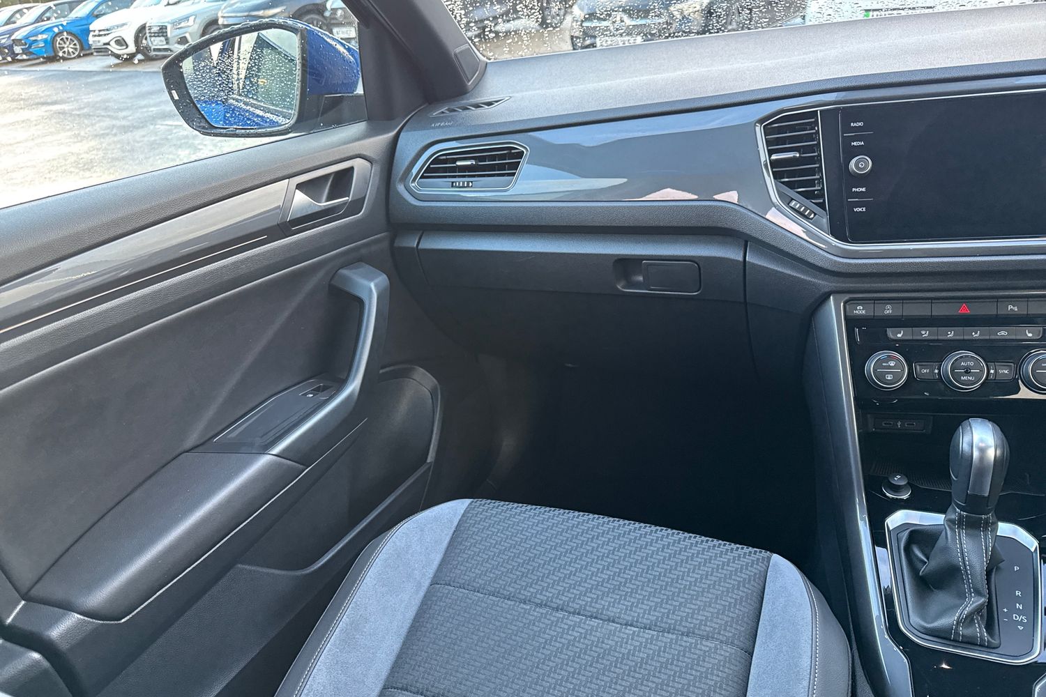 Used Volkswagen T-Roc 2021 for sale - 77577643: Photo 20