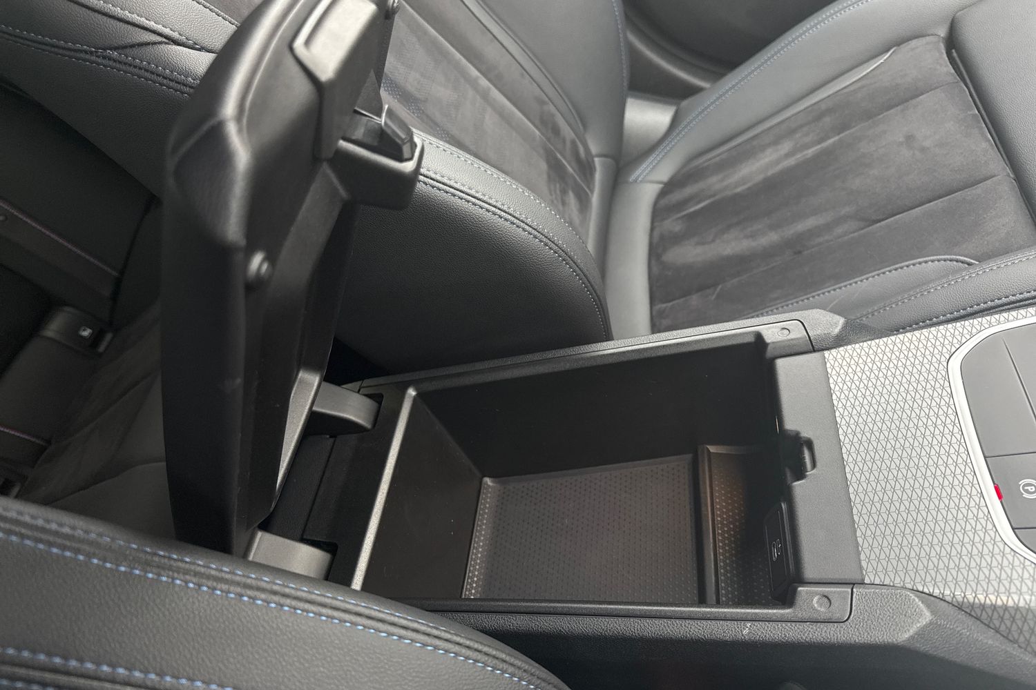 Used BMW 3 Series 2023 for sale - 77294751: Photo 41