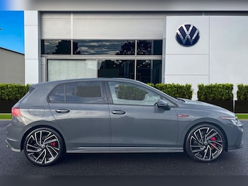 Used Volkswagen Golf 2024 for sale - 76836368: Photo