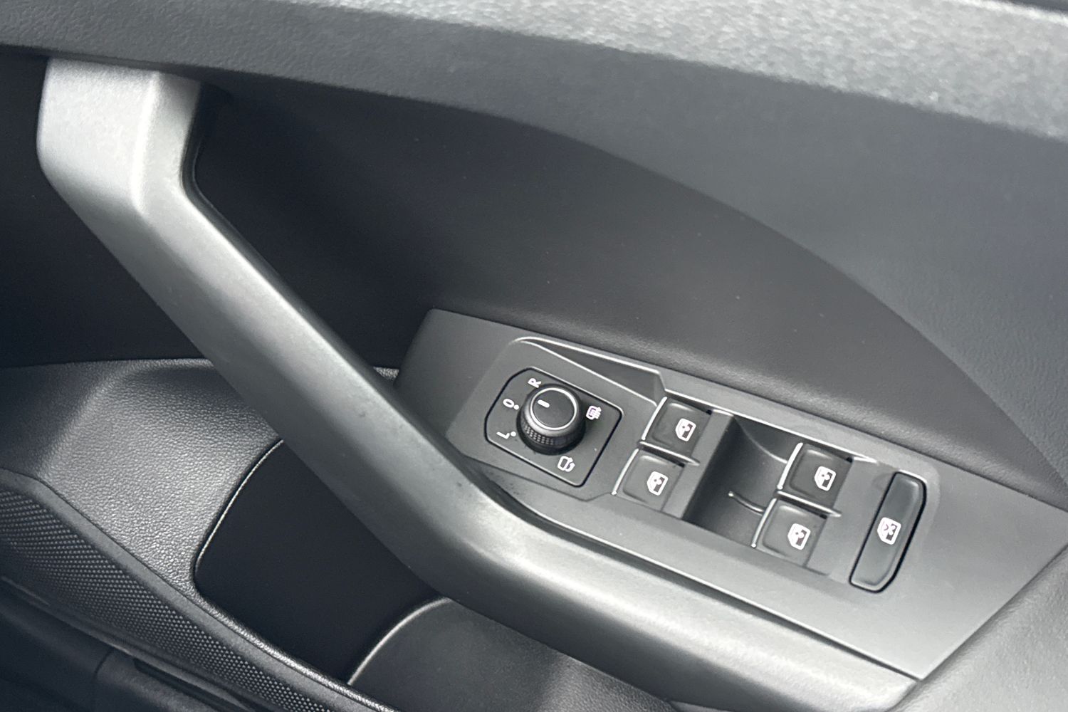 Used Volkswagen T-Cross 2025 for sale - 77787521: Photo 18