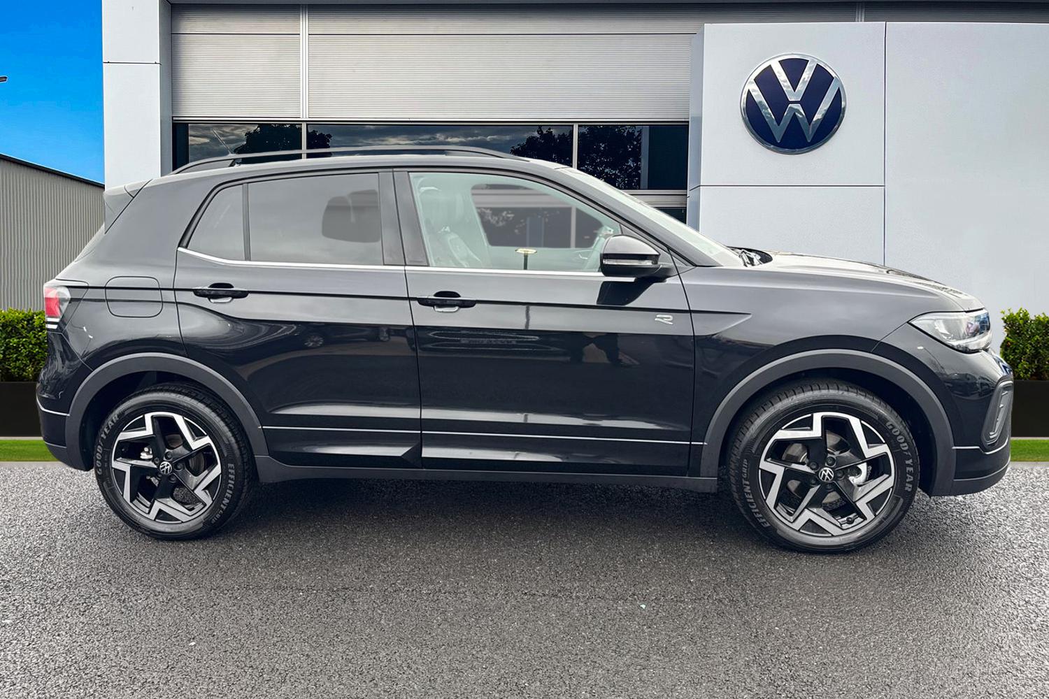 Used Volkswagen T-Cross 2025 for sale - 77787521: Photo 3