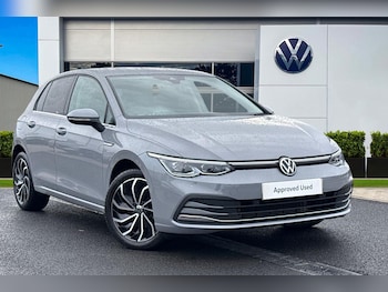 Used Volkswagen Golf 2022 for sale - 77172536: Photo