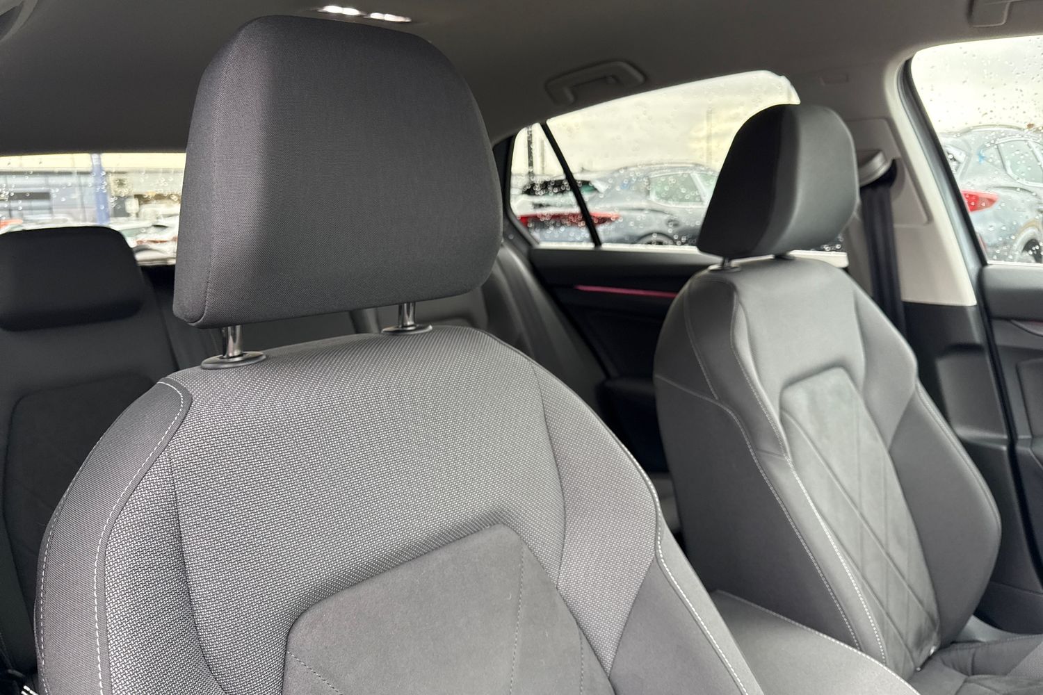 Used Volkswagen Golf 2022 for sale - 77172536: Photo 24