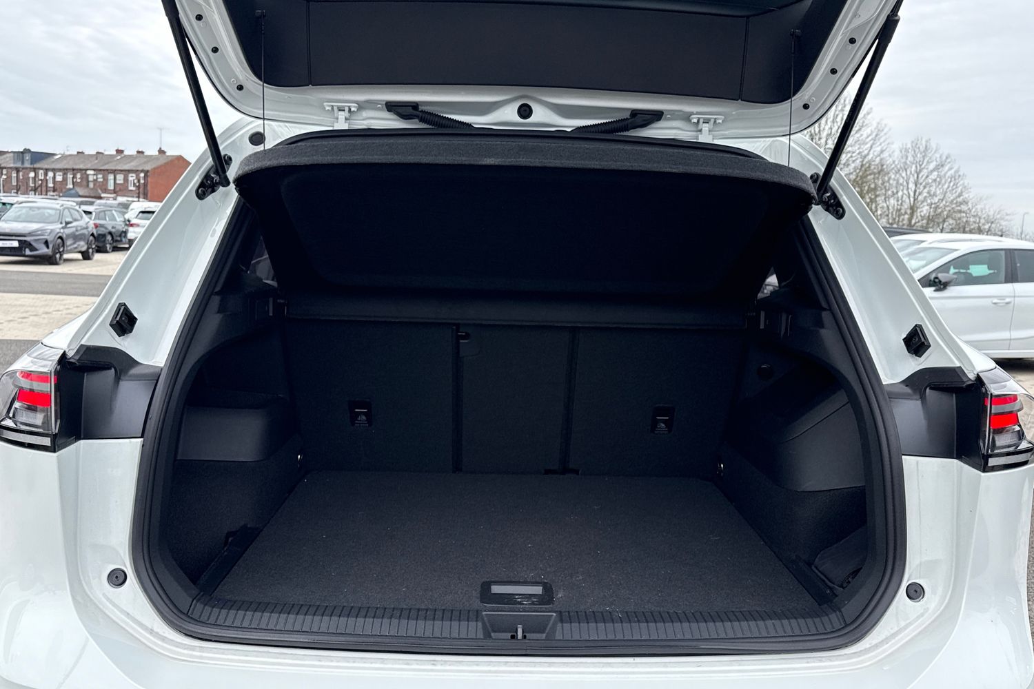 Used Volkswagen Tiguan 2025 for sale - 78001659: Photo 6