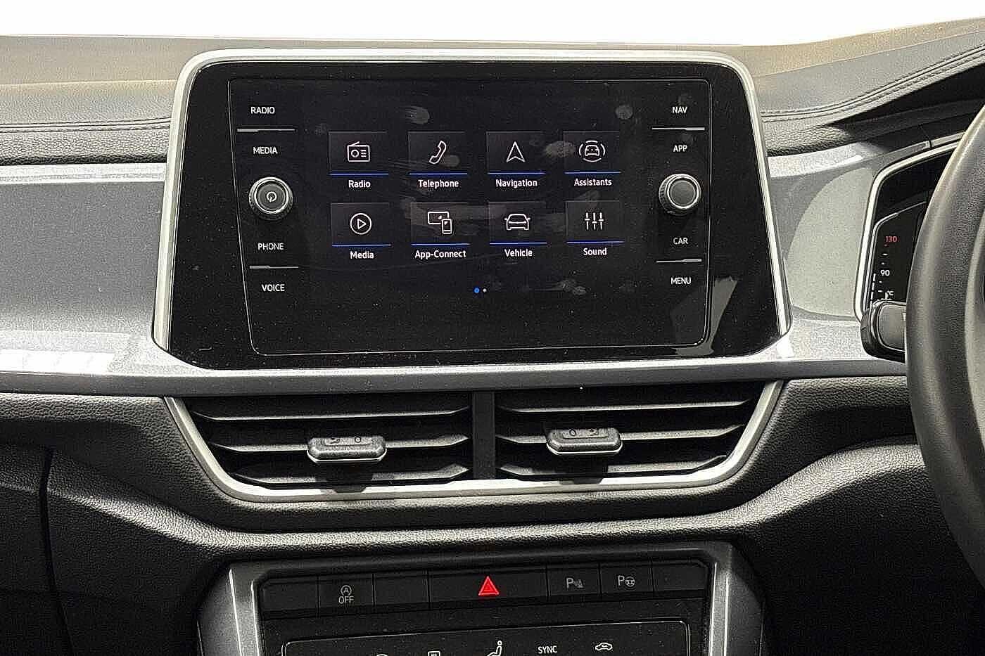 Used Volkswagen T-Roc 2024 for sale - 76665177: Photo 12