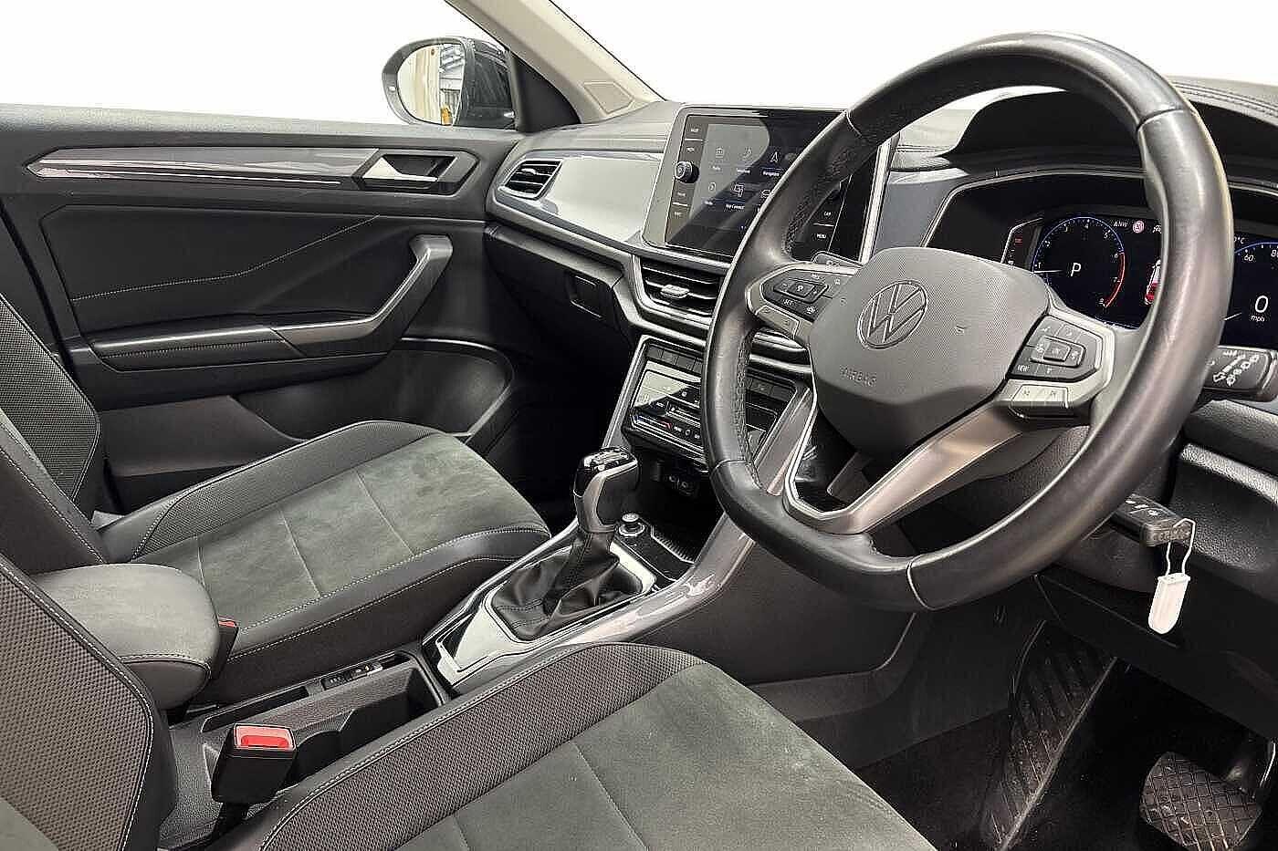 Used Volkswagen T-Roc 2024 for sale - 76665177: Photo 6