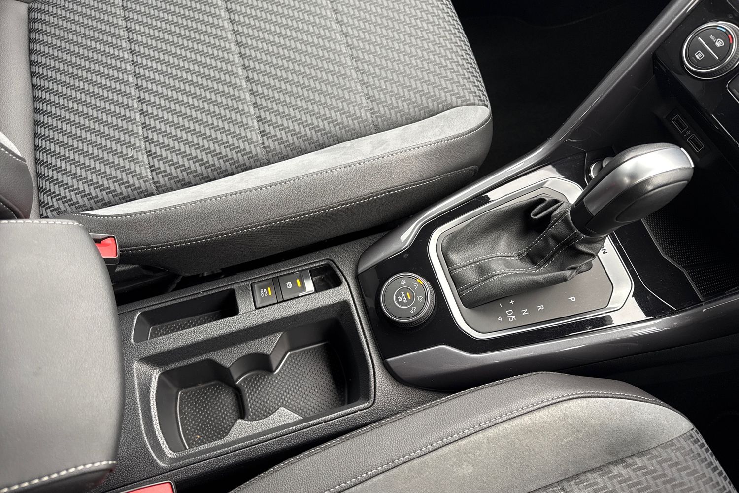 Used Volkswagen T-Roc 2020 for sale - 76546196: Photo 19