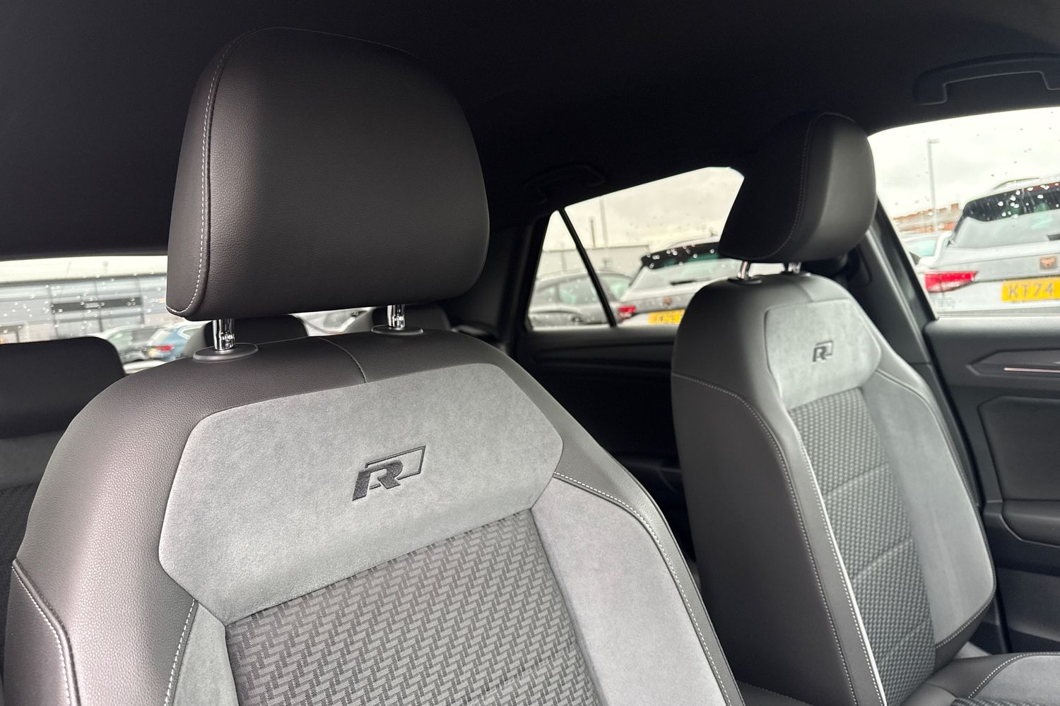 Used Volkswagen T-Roc 2020 for sale - 76546196: Photo 20