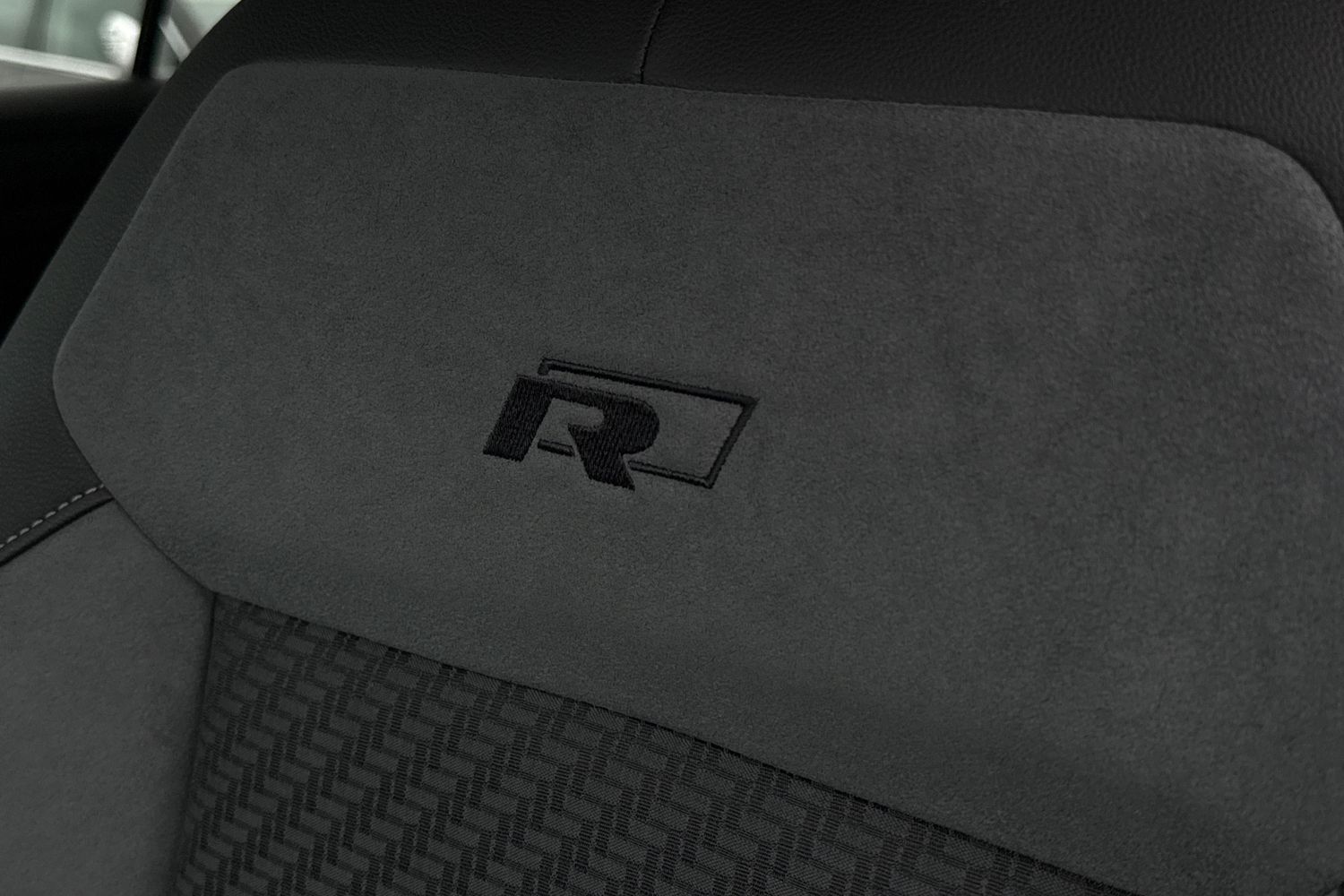 Used Volkswagen T-Roc 2020 for sale - 76546196: Photo 31