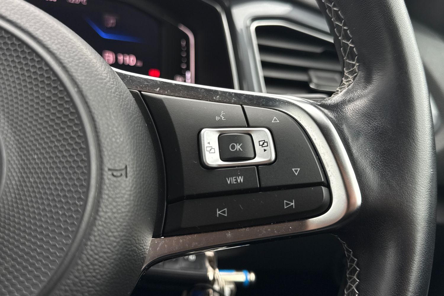 Used Volkswagen T-Roc 2020 for sale - 76546196: Photo 34