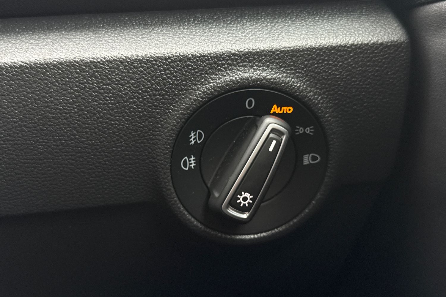 Used Volkswagen T-Roc 2020 for sale - 76546196: Photo 36