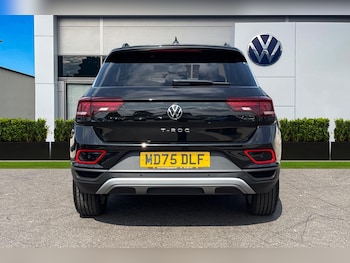 Used Volkswagen T-Roc 2026 for sale - 79277402: Photo