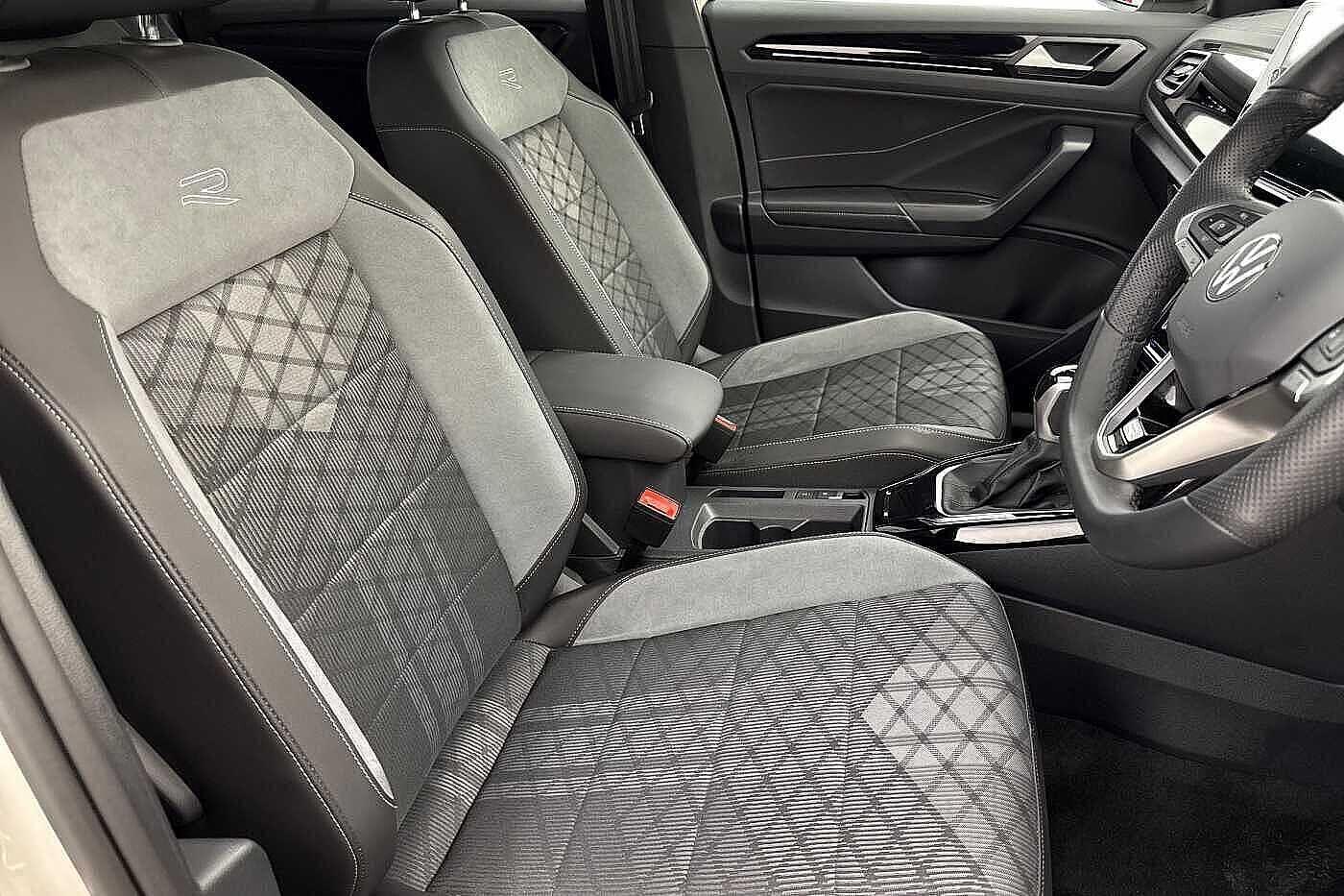 Used Volkswagen T-Roc 2025 for sale - 76395373: Photo 10