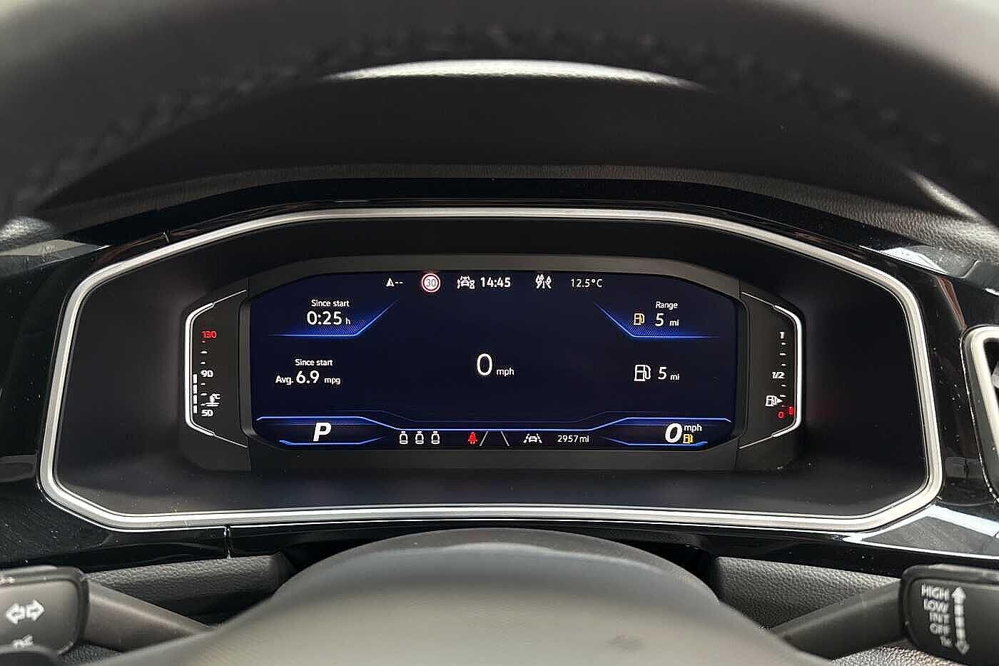 Used Volkswagen T-Roc 2025 for sale - 76395373: Photo 11