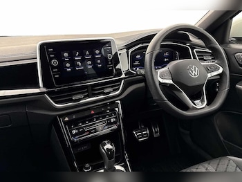 Used Volkswagen T-Roc 2025 for sale - 76395373: Photo