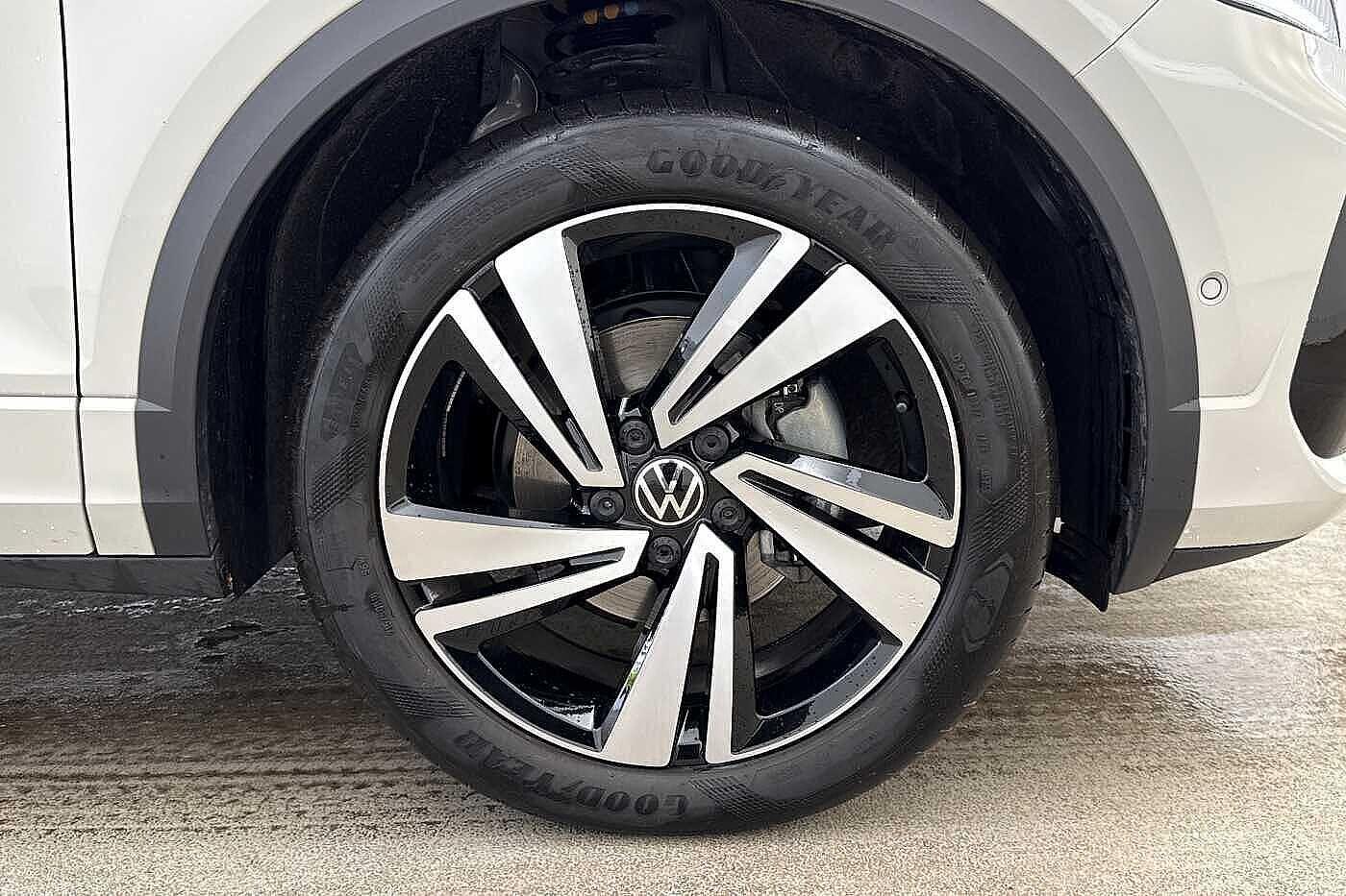 Used Volkswagen T-Roc 2025 for sale - 76395373: Photo 5