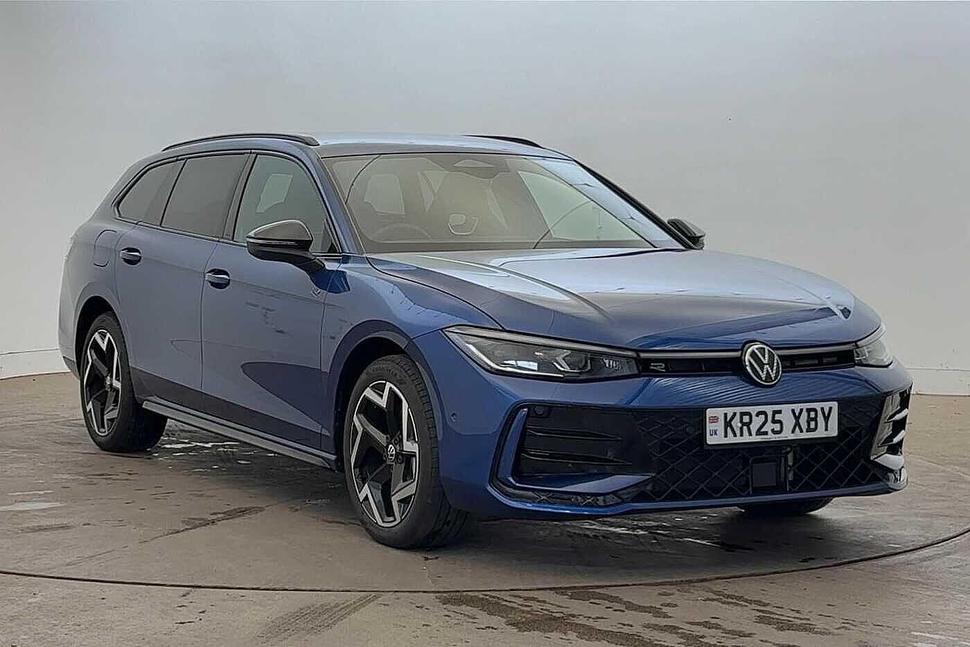 Used Volkswagen Passat 2025 for sale - 76896066: Photo 1